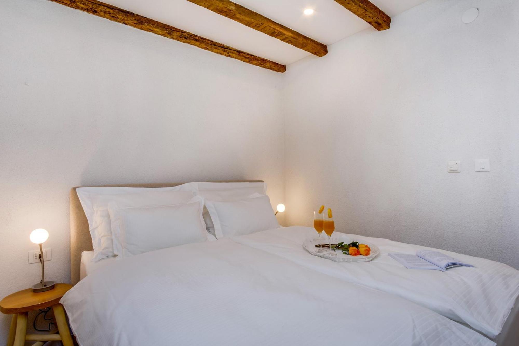 Casa Rustica Apartman Mali Lošinj Szoba fotó
