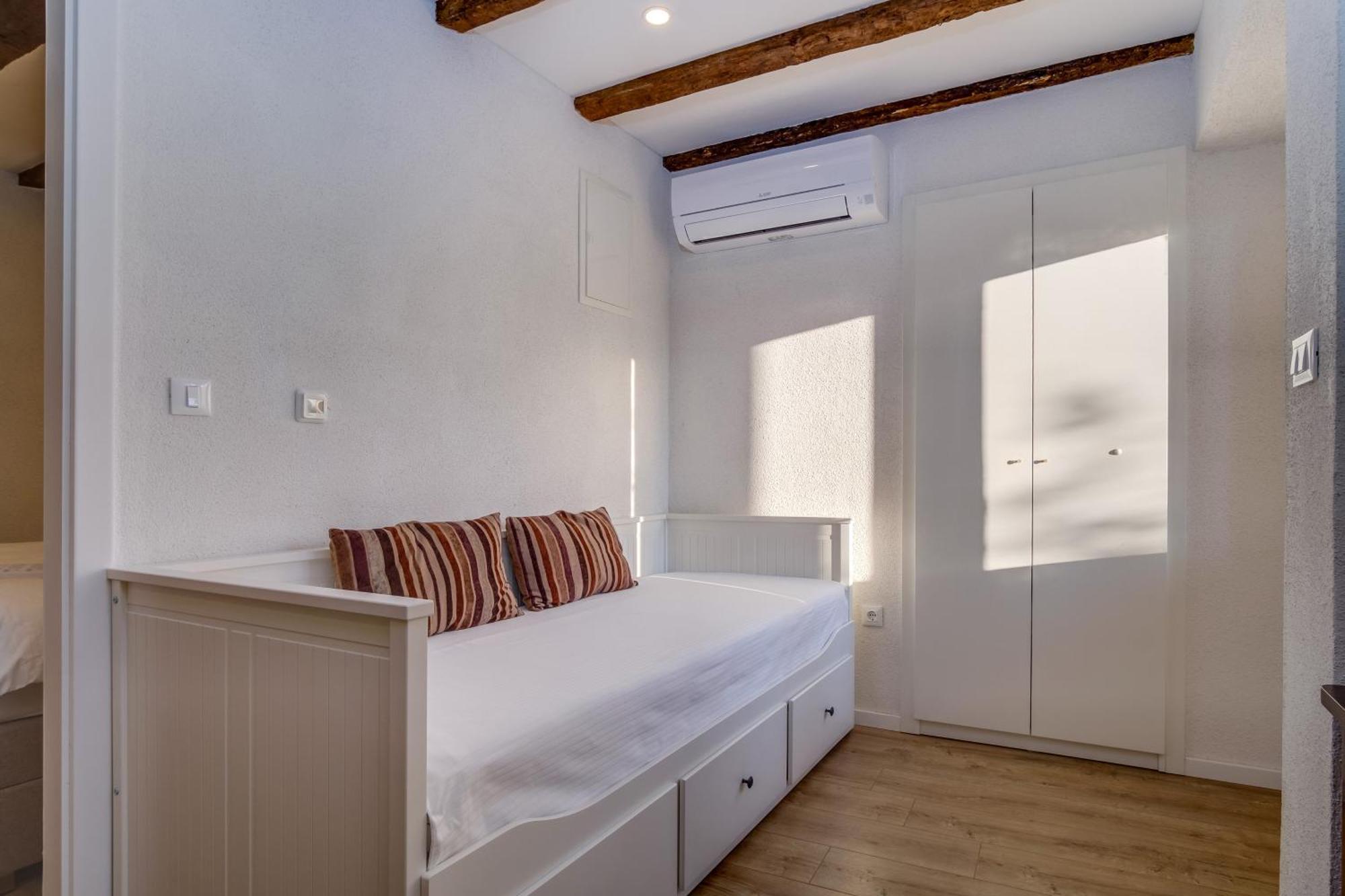 Casa Rustica Apartman Mali Lošinj Kültér fotó