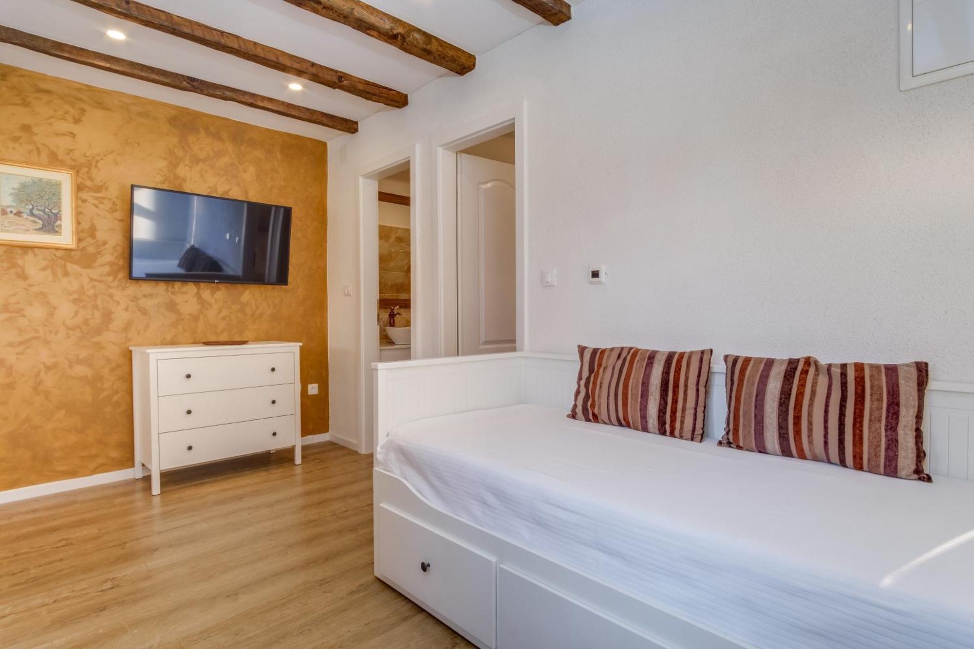 Casa Rustica Apartman Mali Lošinj Kültér fotó
